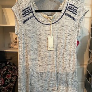 Striped shirt with navy embroidery